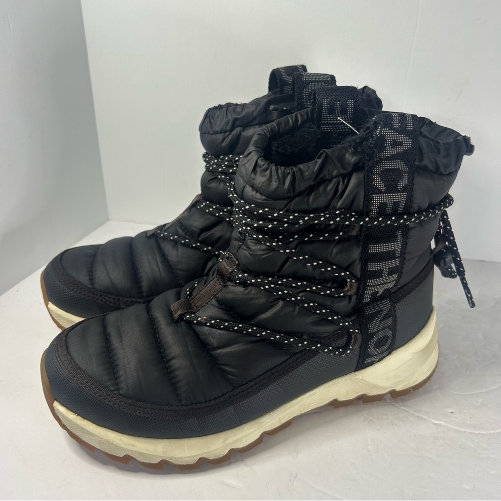 The North Face Thermoball Puffer Boots Womens  7 Excellent Condition Black - Picture 3 of 8